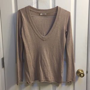 V neck sweater